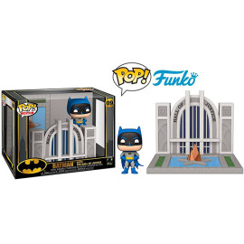 Funko POP! Town: Batman 80 Years - Batman with the Hall of Justice #09 Vinyl Figure